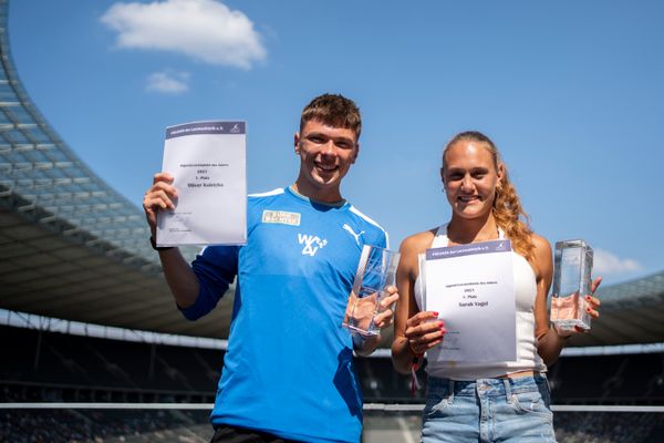 vOliver Koletzko (Wiesbadener LV) und Sarah Vogel (LG Seligenstadt) wurden zur Jugendsportler des Jahres 2021 gewaehlt und waehrend der deutschen Leichtathletik-Meisterschaften im Olympiastadion am 26.06.2022 in Berlin geehrt